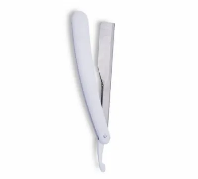 Razor Plastic handle with disposable blade